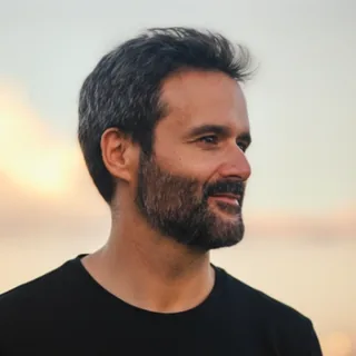 Andrés Cardenete Montiel, periodista y escritor, autor de la historia de Marta